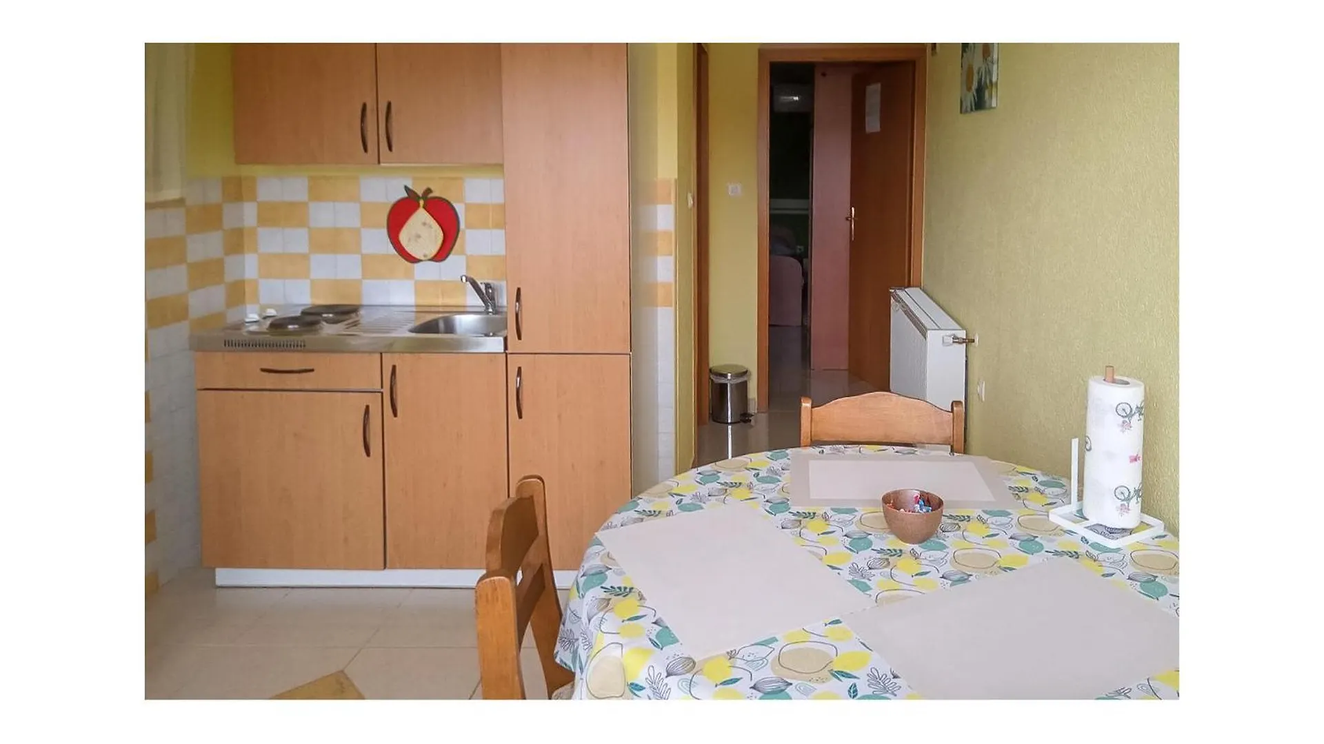 1 Bedroom Beautiful Apartment In Vrbnik