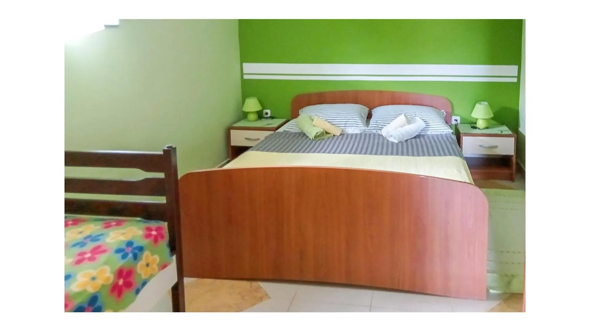 1 Bedroom Beautiful Apartment In Vrbnik