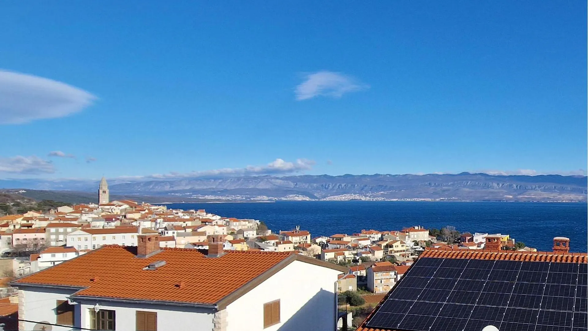 1 Bedroom Beautiful Apartment In Vrbnik